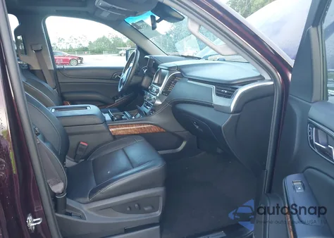 2017 Chevrolet Tahoe Premier z USA, uszkodzony, nr VIN 1GNSKCKC9HR249729